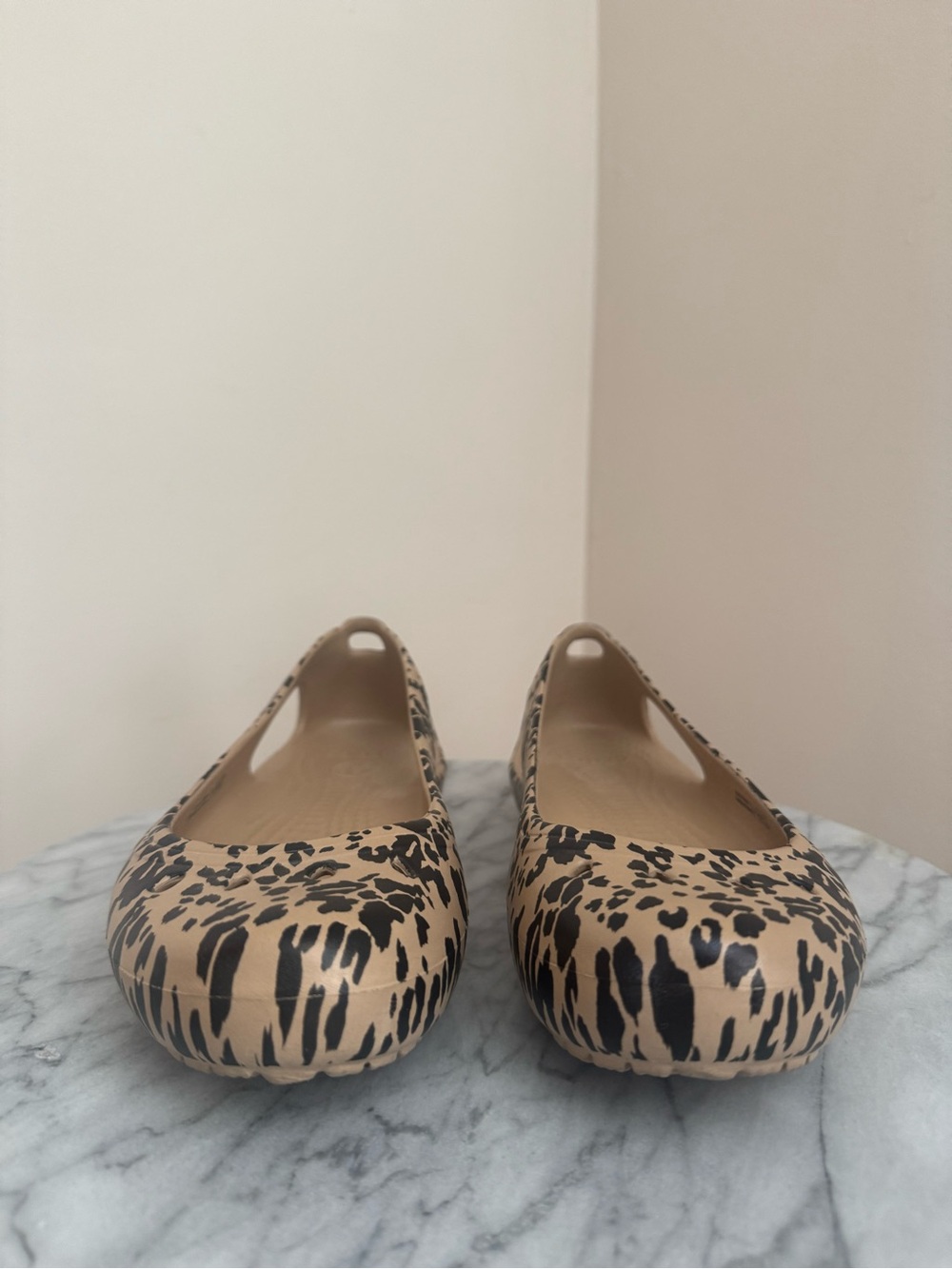 Crocs Kadee Ballet Flats Leopard Print Slip On Comfort Shoes Women’s Size 7 - Picture 3 of 9